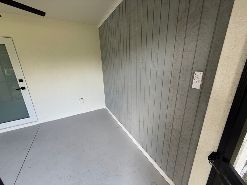 Building Photo - 513 Walter Gifford Ave S