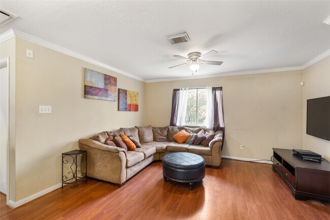 Building Photo - 2019 Whirlaway Dr