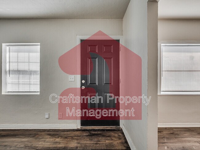 Building Photo - 704 NW 92nd St