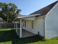 Building Photo - 385 Morningside Dr