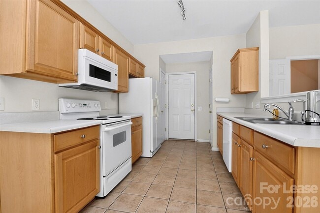 Building Photo - 8115 Kincaid Ct
