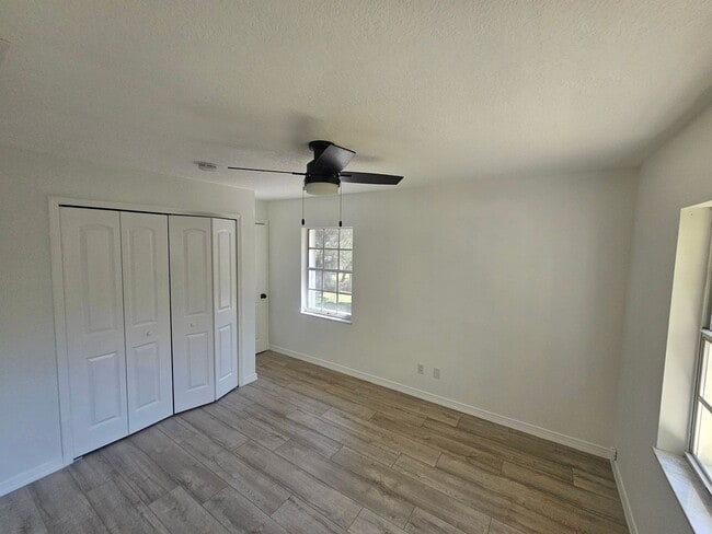 Building Photo - 1406 36th Ave