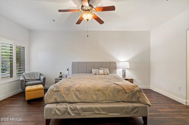 Building Photo - 5350 E Deer Valley Dr