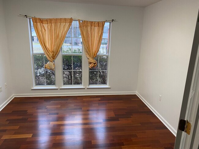 Building Photo - 6837 Hill Gail Trail