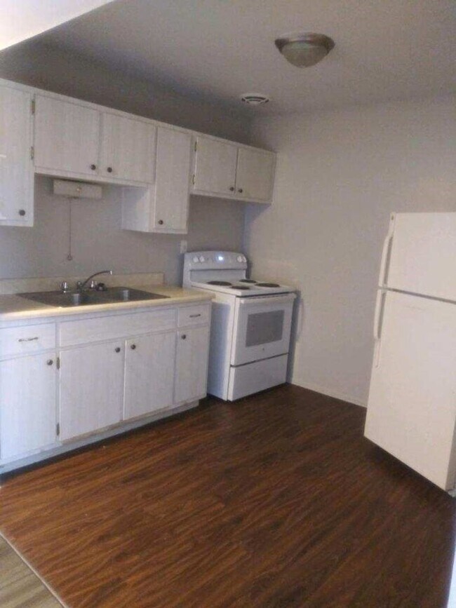 Interior Photo - Beecher Street