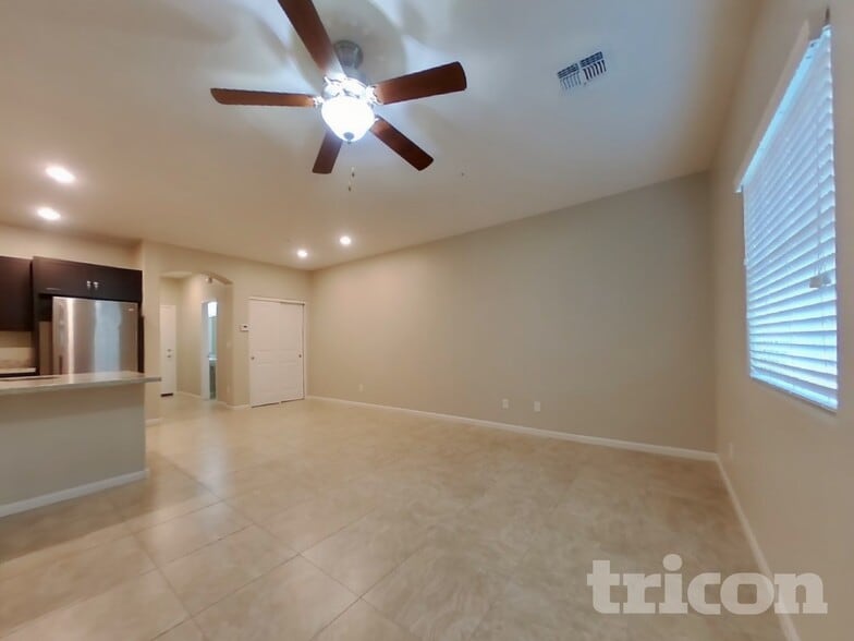 Building Photo - 12586 W Mazatzal Dr