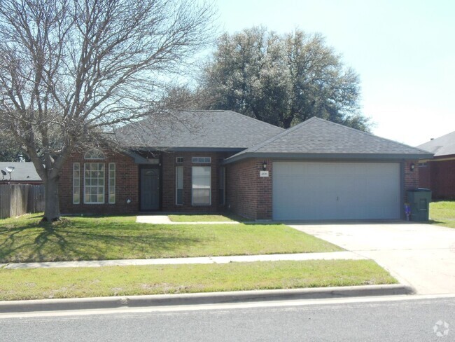 Building Photo - 4106 Fawn Dr
