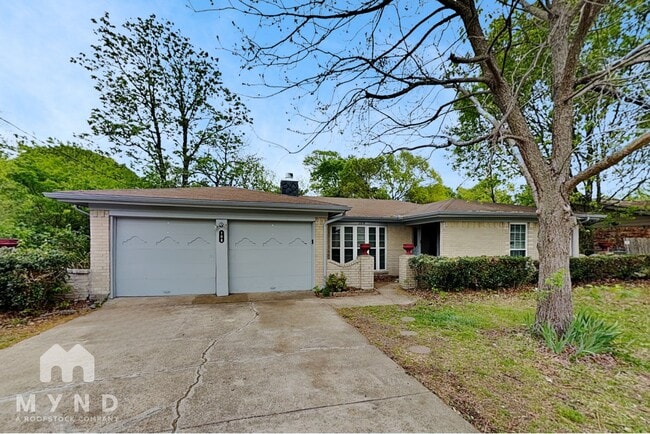 Building Photo - 108 Brookwood Dr