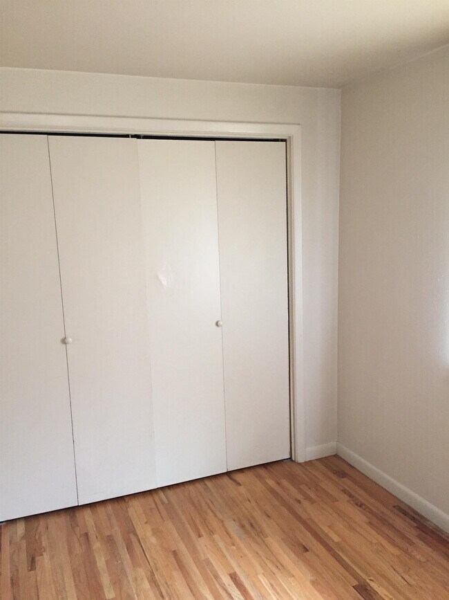 Building Photo - 16311 W 14th Ave