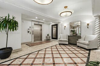Building Photo - 731 Crandon Blvd