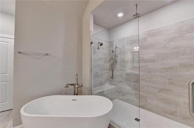 Building Photo - 336 Atley Pl