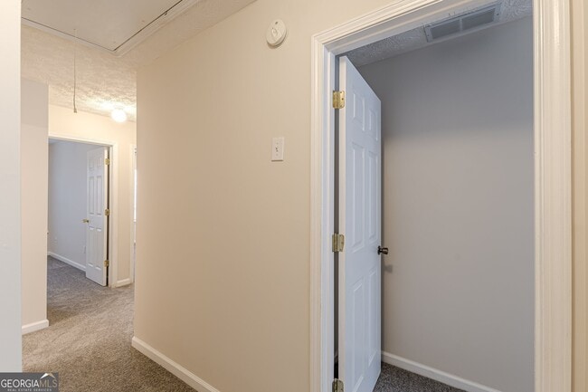 Building Photo - 3757 Harvest Dr