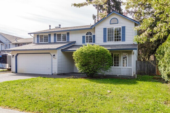 Building Photo - Spacious 4 Bedroom Home | 2,116 SF | Great Room with Fireplace | Fenced Backyard & 2-Car Garage
