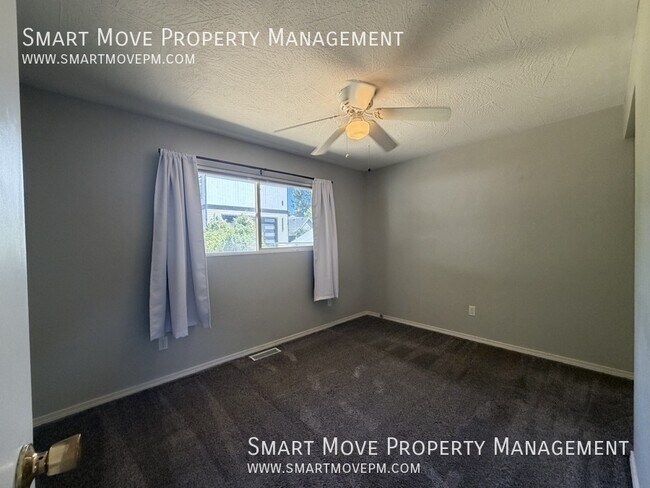 Building Photo - 5216 W Wylie Ln