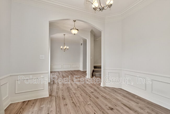 Building Photo - 108 Manchester Dr