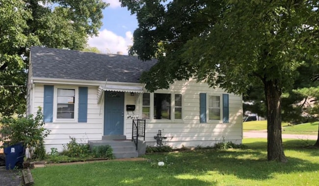 Building Photo - 3102 St Myron Ln