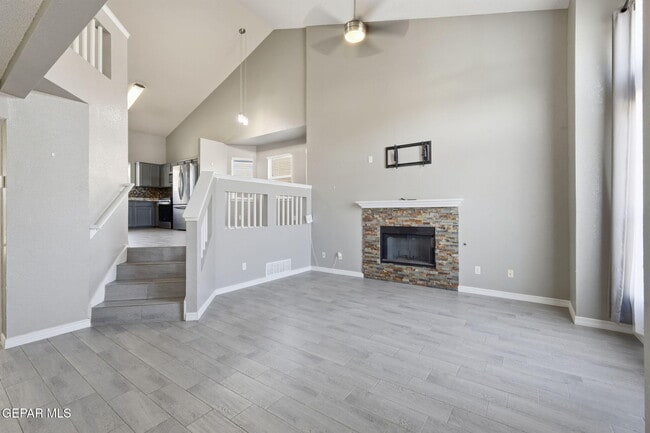 Building Photo - 2913 Pino Blanco Pl