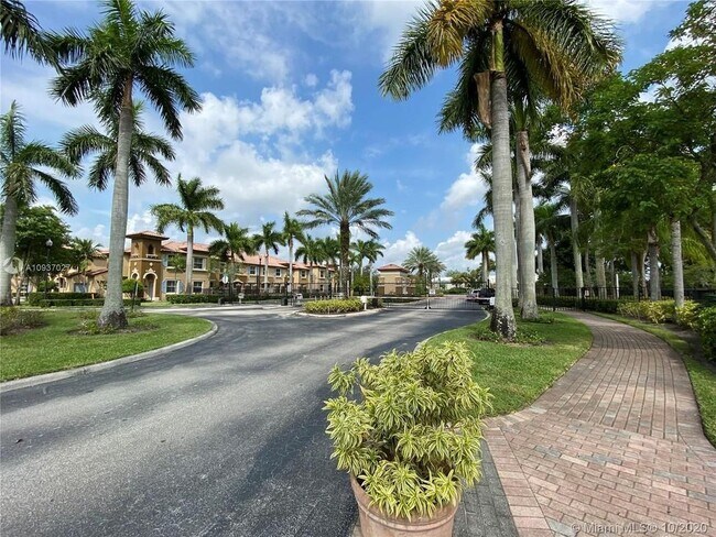 Building Photo - 6515 Diamond Springs Terrace
