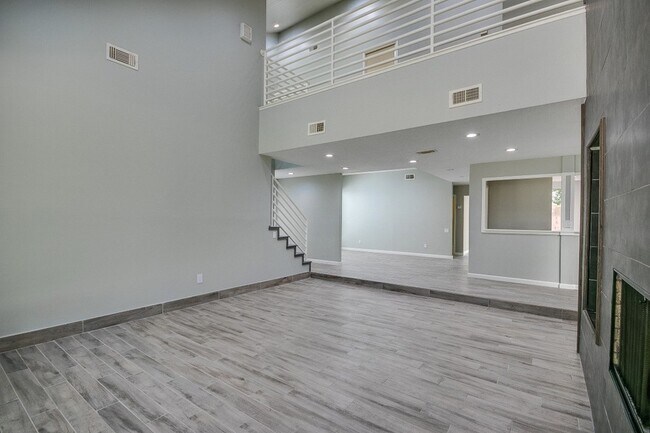 Building Photo - 923 Cranberry Hill Ct