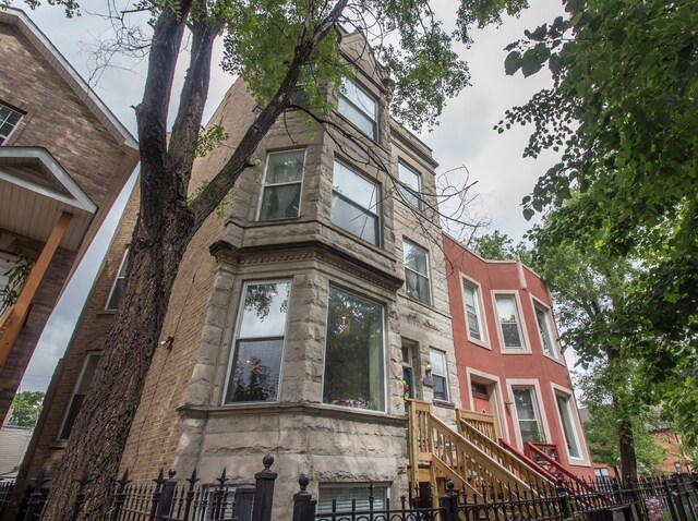 Building Photo - 1452 N Talman Ave