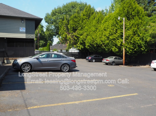 Building Photo - 2615 NW Harrison Blvd