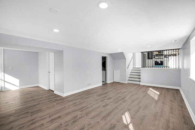 Building Photo - 16779 92nd Ave