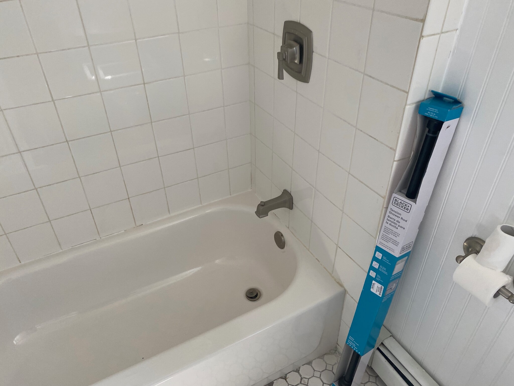 Shower - 544 Broad St