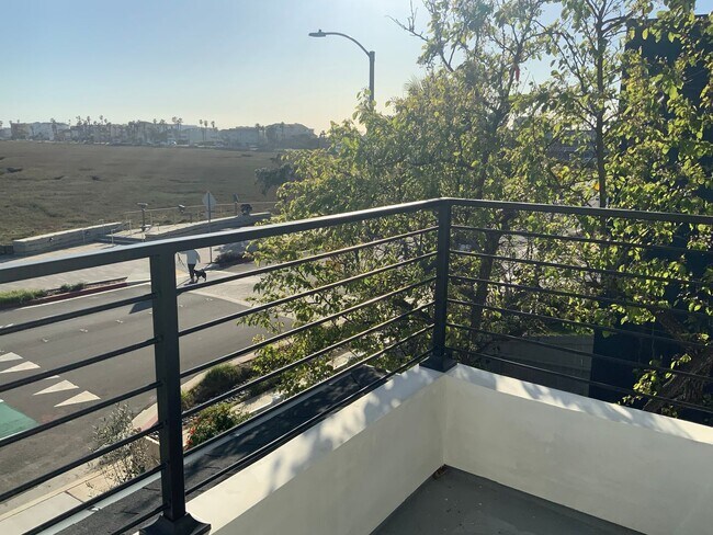 Building Photo - 212 Imperial Beach Blvd