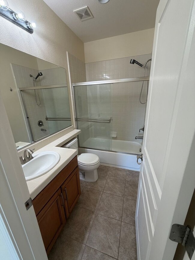 Building Photo - 5028 Ocean Ln
