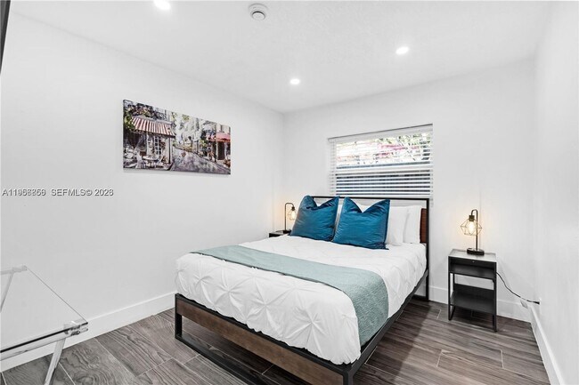 Building Photo - 6661 Freedom St