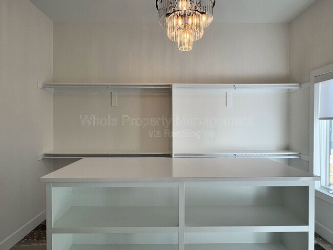 Building Photo - 14973 W 32nd Dr