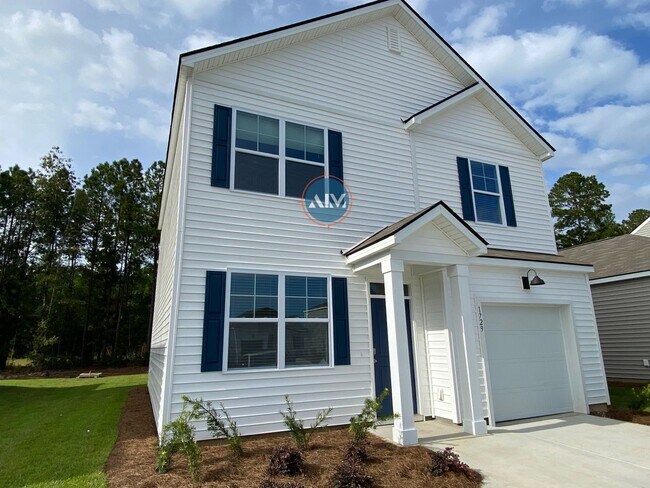 Building Photo - 1729 Sanctum St