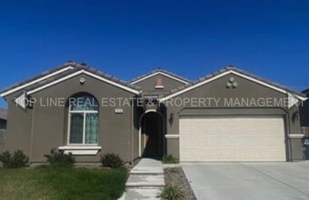 Building Photo - 2 Private rooms one bath For rent NW Visalia