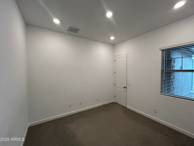 Building Photo - 16776 W Vereda Solana Dr.