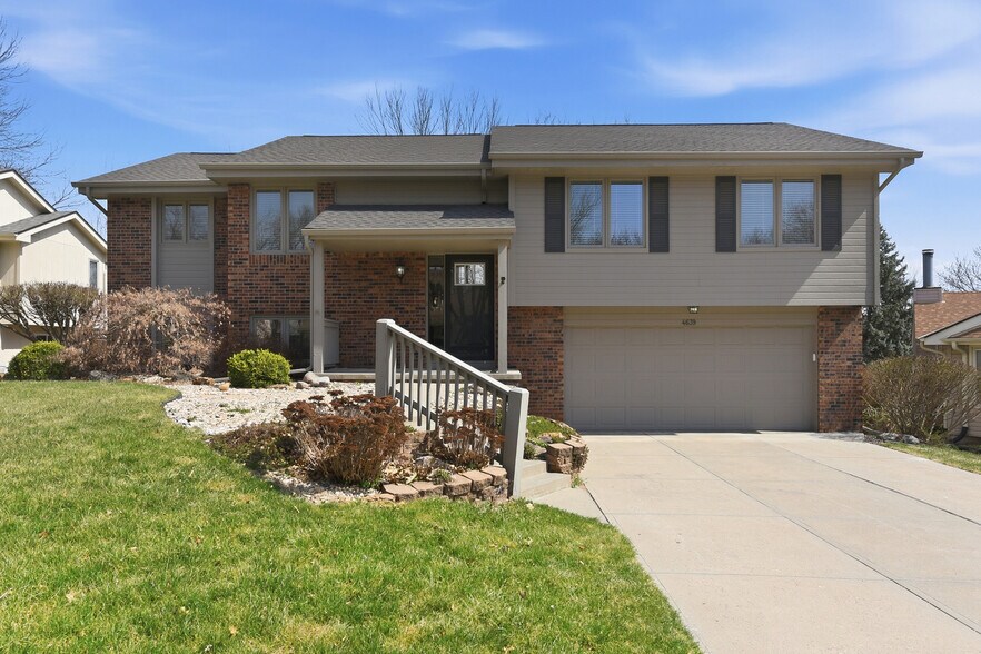 Building Photo - 4639 S 154th Avenue Cir