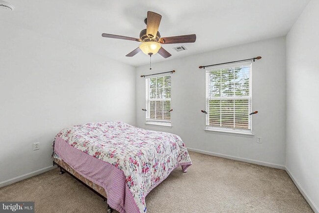 Building Photo - 9 Woodmere Avenue