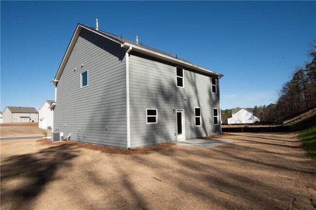 Building Photo - 530 River Run Dr