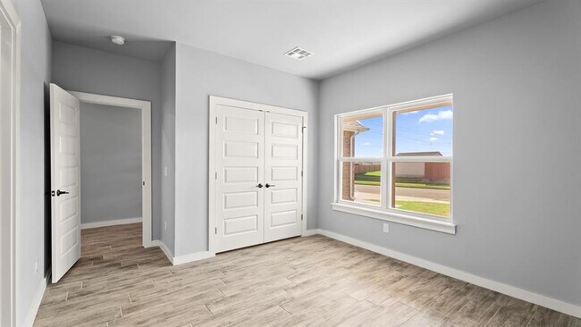 Building Photo - 520 Kearny Ln