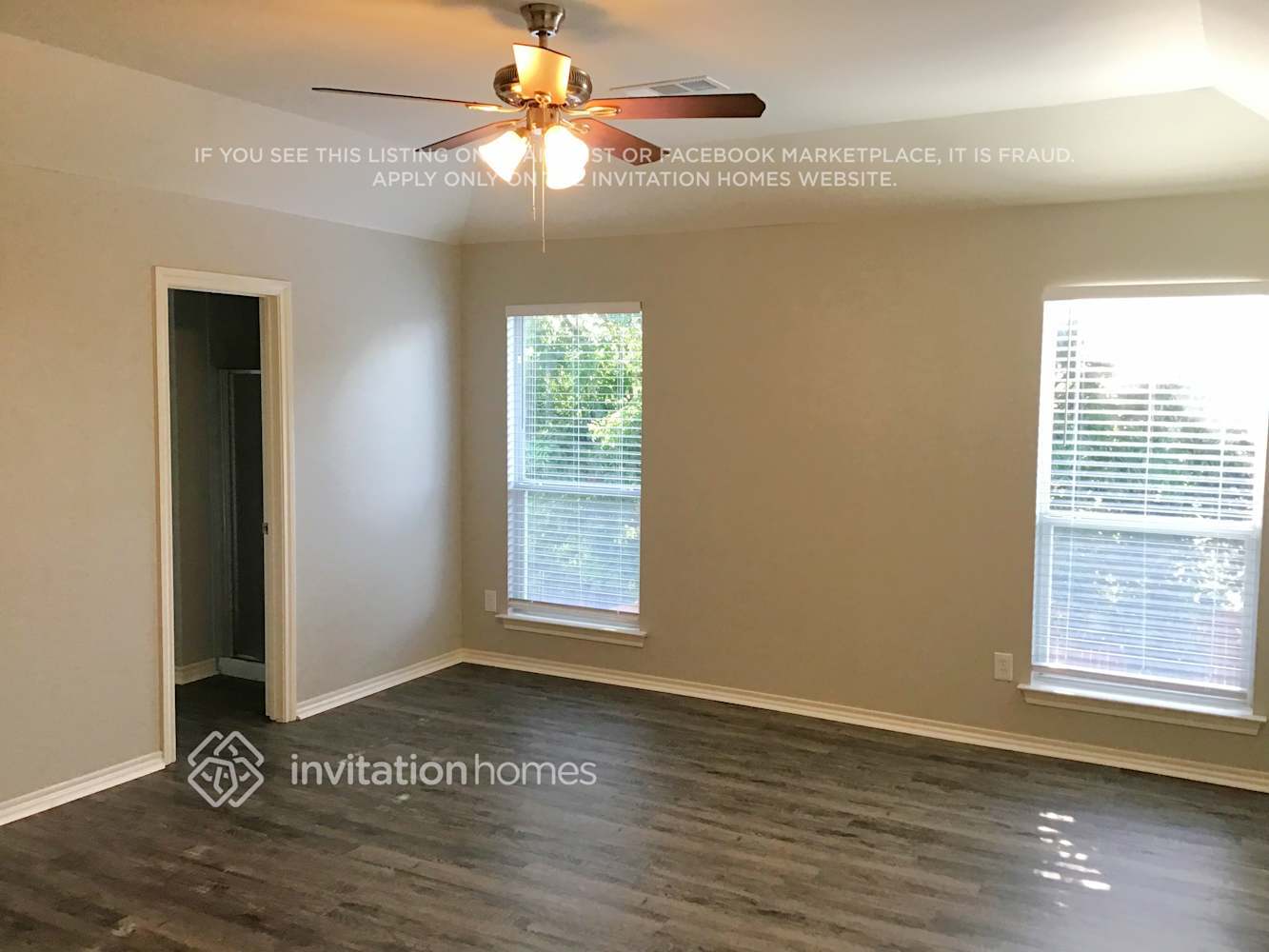 Building Photo - 8633 Fernhill Dr