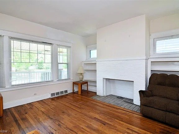Building Photo - 3408 Desota Ave