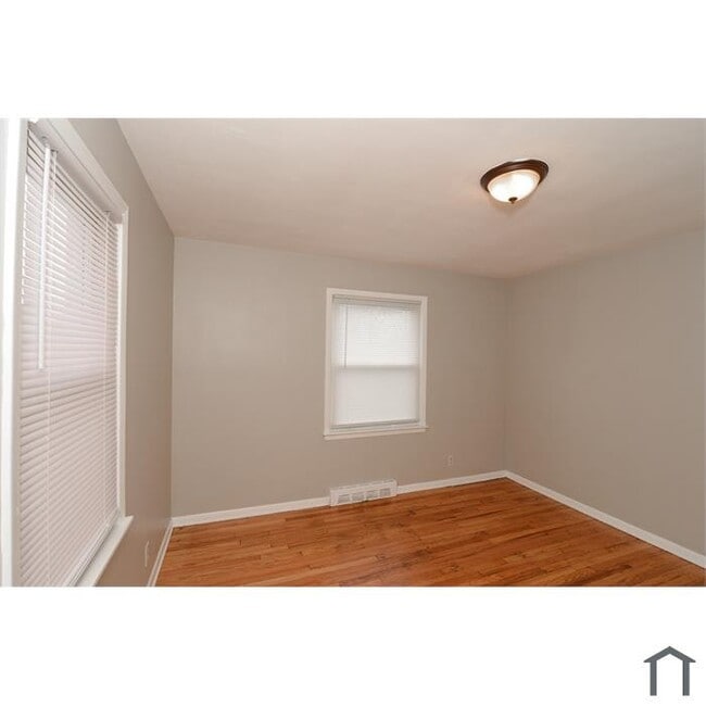 Building Photo - 12328 Grannis Rd
