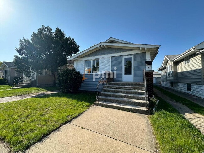 Primary Photo - 1132 Drackert St