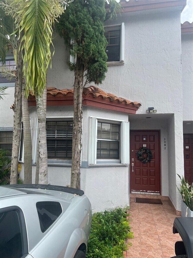 Building Photo - 15410 SW 74th Cir Ct