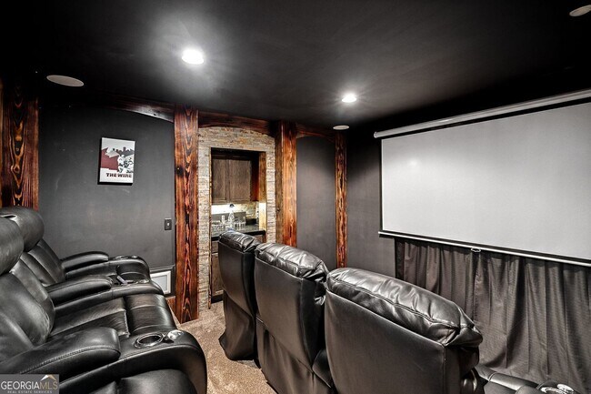 Building Photo - 11140 W Rd