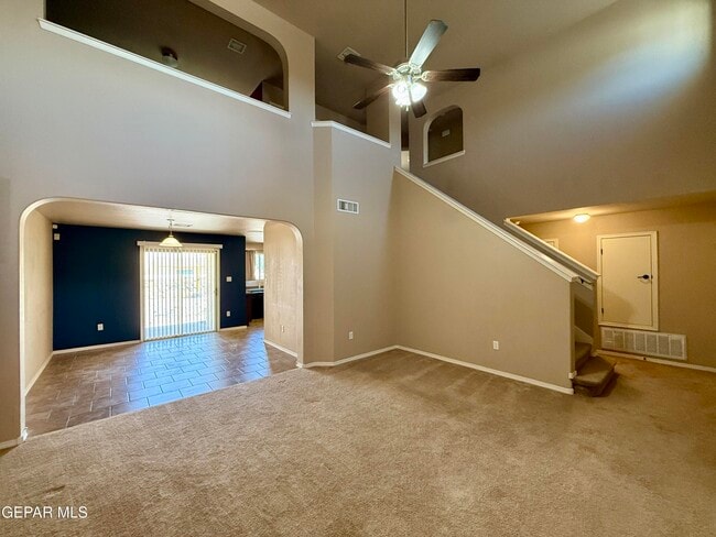 Building Photo - 14279 English Point Ave