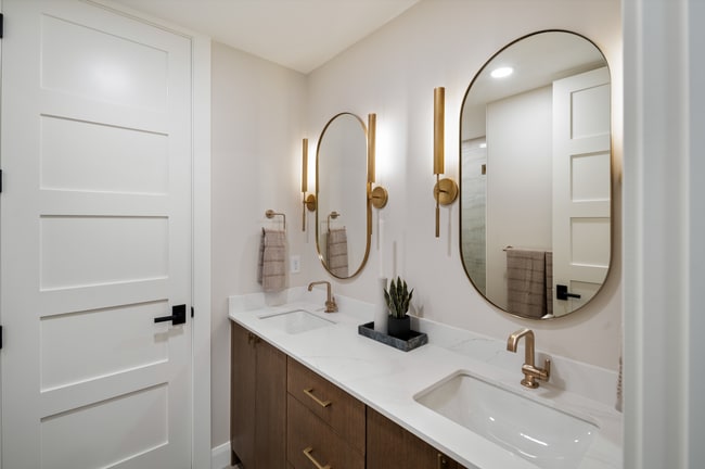 Building Photo - RENT TO BUY: 2024 Parade of Homes - Summit Creek