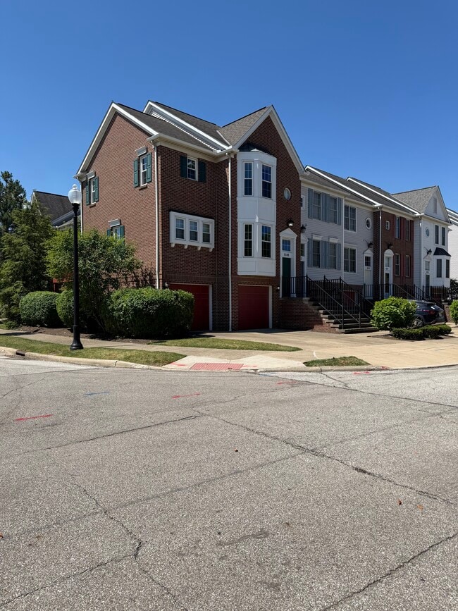 Building Photo - 8148 Chester Pky