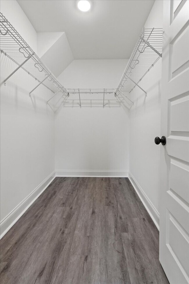Building Photo - 16129 Cohen Dr