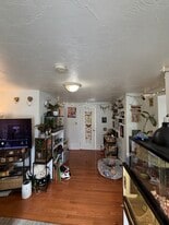 Building Photo - 66 Pleasant St