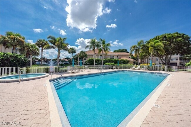 Building Photo - 700 Bentwater Cir